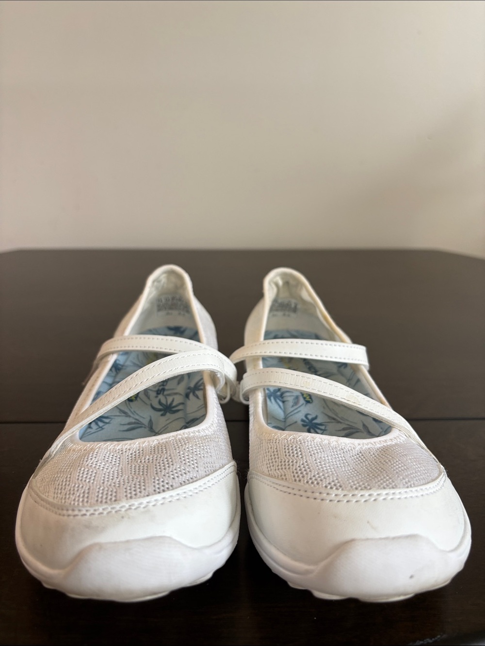 Skechers White Be-Lux Airy Winds Mary Jane’s Size 7 1/2 - Picture 2 of 10